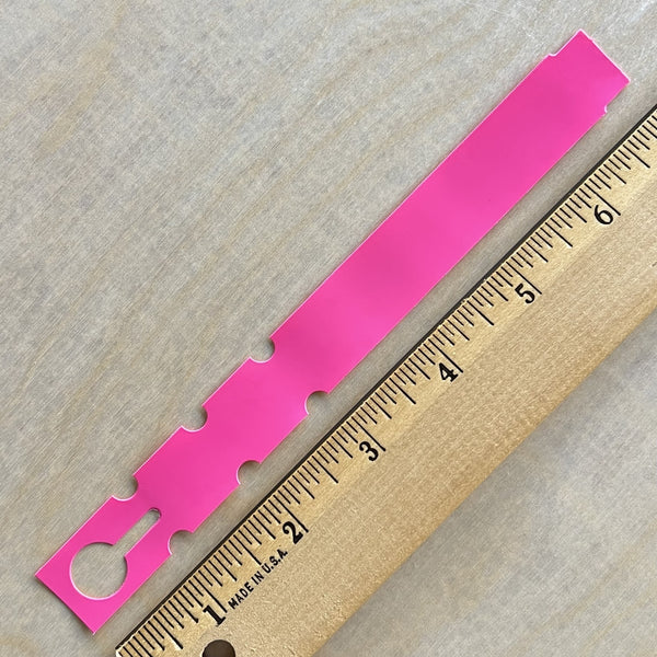 7" x 3/4" Wraptie Tag Hot Pink